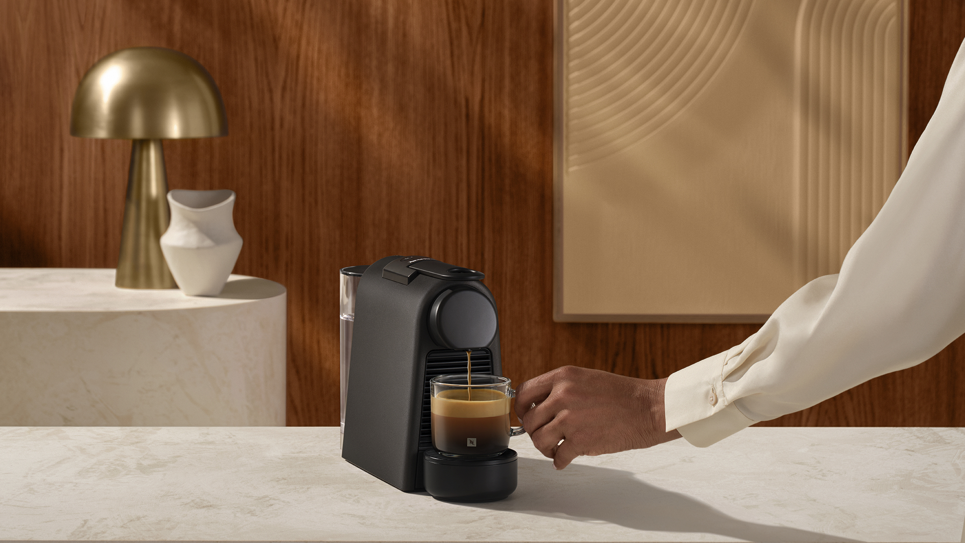 De’Longhi Essenza Mini Half automatisch Koffiepadmachine 0,6 l - Afbeelding 2