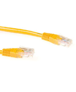 ACT Gele 1 meter U/UTP CAT6A patchkabels met RJ45 connectoren