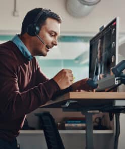 HP Poly Voyager Focus 2 Microsoft Teams Certified USB-C-C Headset +USB-C/A Adapter - Afbeelding 2