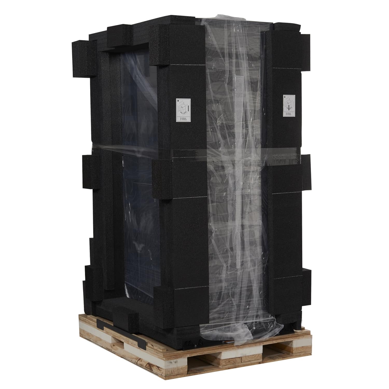 APC NetShelter SX 42U 600mm(b) x 1070mm(d) 19" IT rack, behuizing met zijpanelen, zwart, Shock Packaging - Afbeelding 2