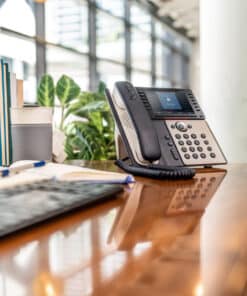 HP Poly Edge E550 IP-telefoon met PoE-ondersteuning - Afbeelding 4