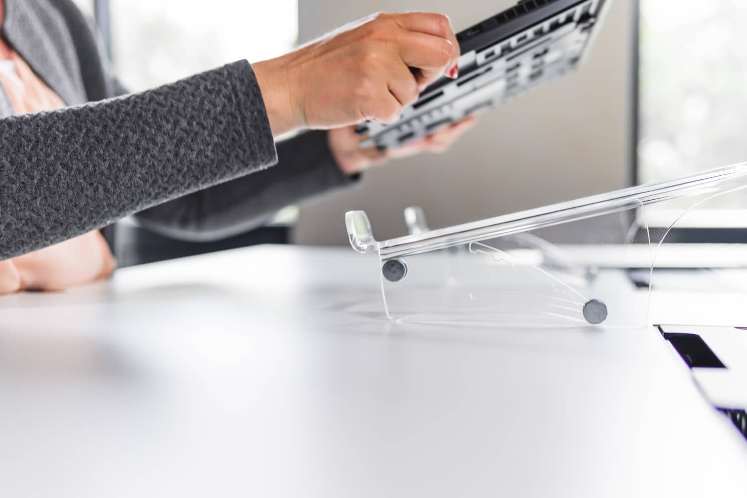 BakkerElkhuizen Q-note 350 Notebook Stand - Afbeelding 4