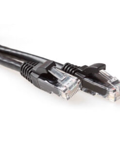 ACT Zwarte 1,5 meter U/UTP CAT6A patchkabel snagless met RJ45 connectoren