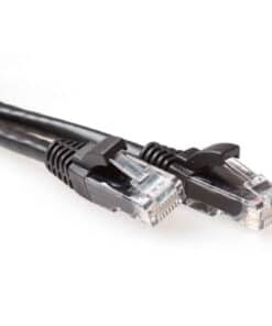 ACT Zwarte 1 meter U/UTP CAT6A patchkabel snagless met RJ45 connectoren