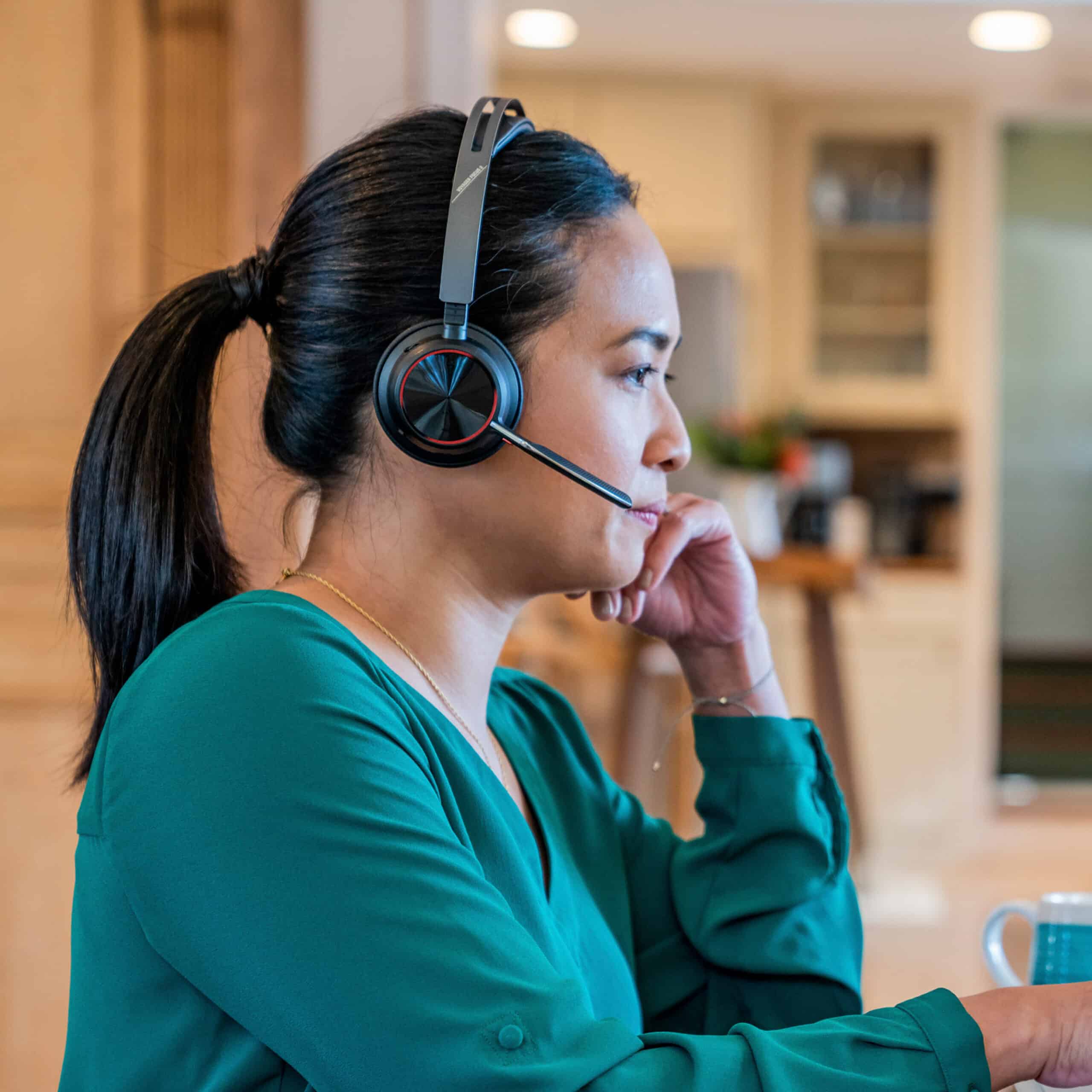 HP Poly Voyager Focus 2 Microsoft Teams Certified USB-C-C Headset +USB-C/A Adapter - Afbeelding 3