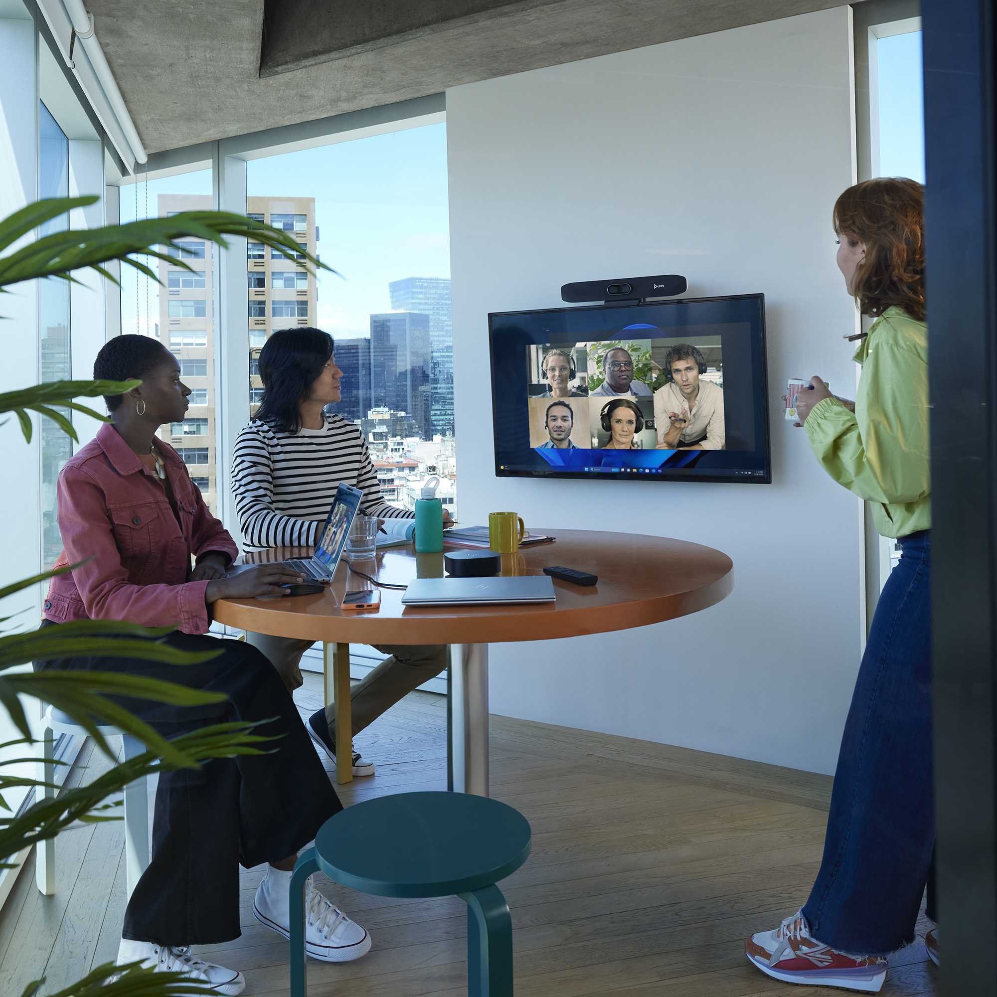 HP Poly Studio R30 USB-videobar - Afbeelding 2