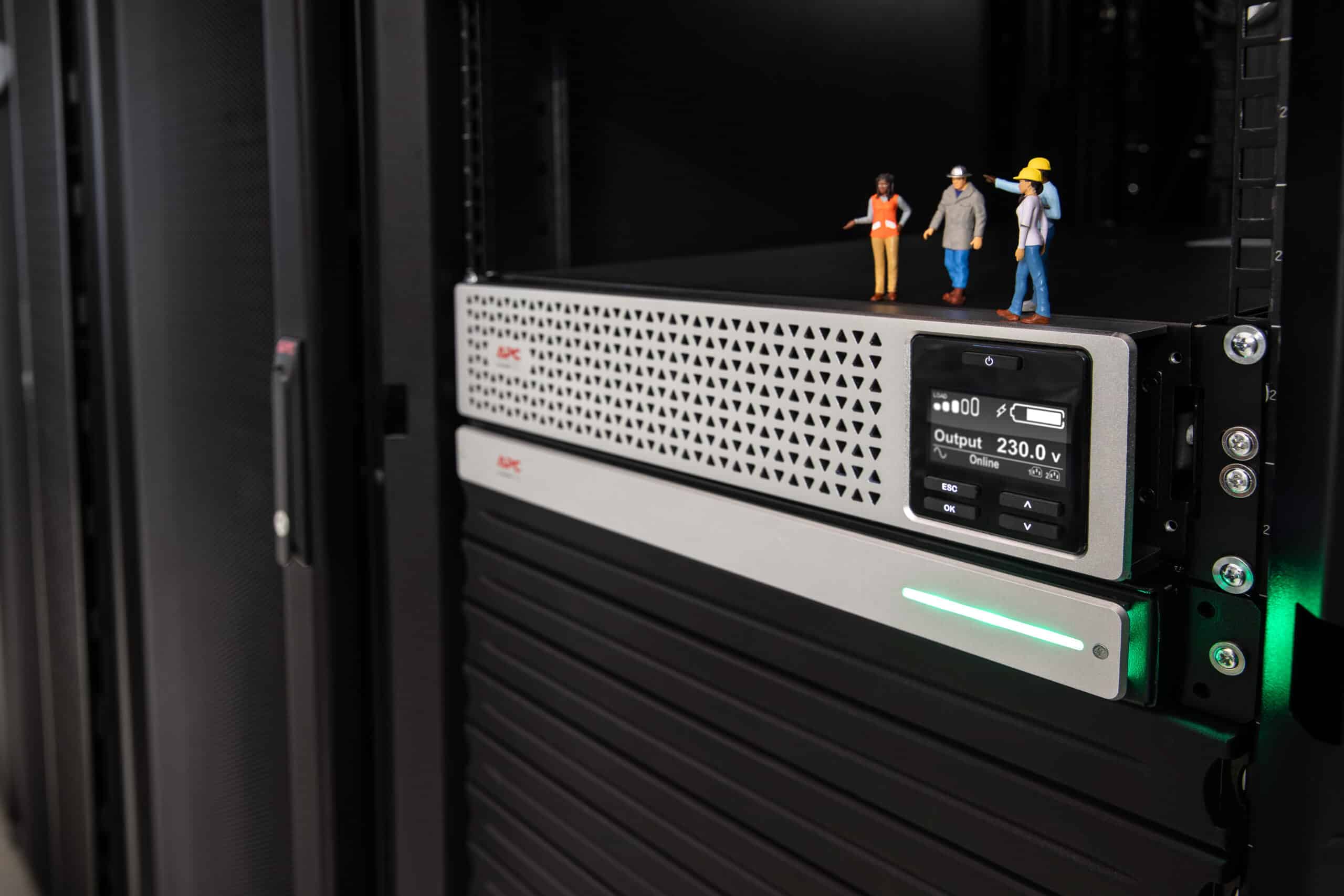 APC Smart-UPS Li-Ion SRTL1000RMXLI-NC Noodstroomvoeding - 1000VA, 8x C13, USB, Rack/tower convertible, NMC Stekkerdoos - Afbeelding 4