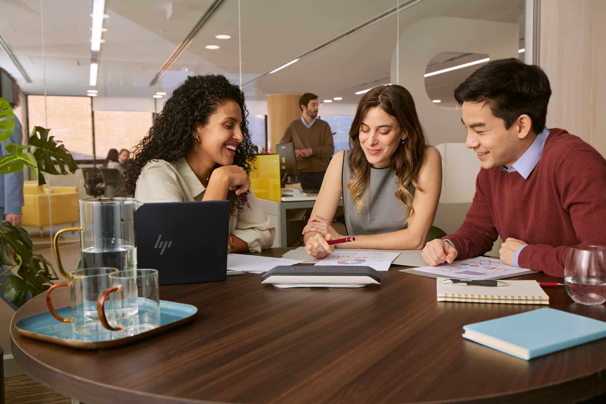 HP Poly Sync 40 USB-A USB-C Speakerphone - Afbeelding 2