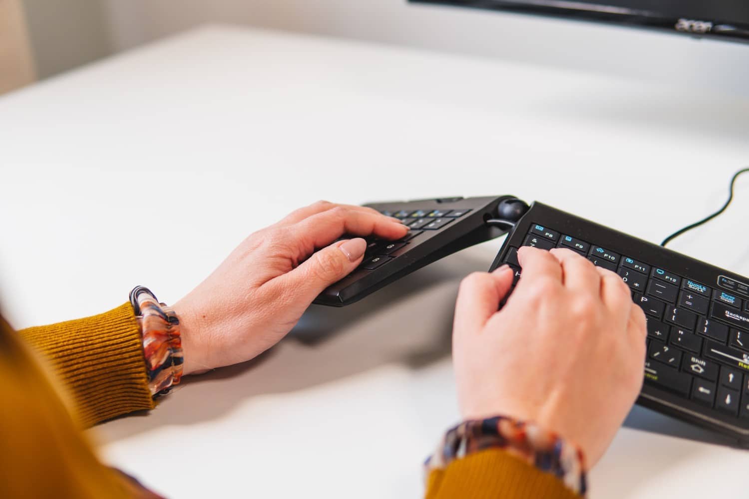 BakkerElkhuizen Goldtouch Travel Go2 Wired DE Qwertz Toetsenbord - Afbeelding 5