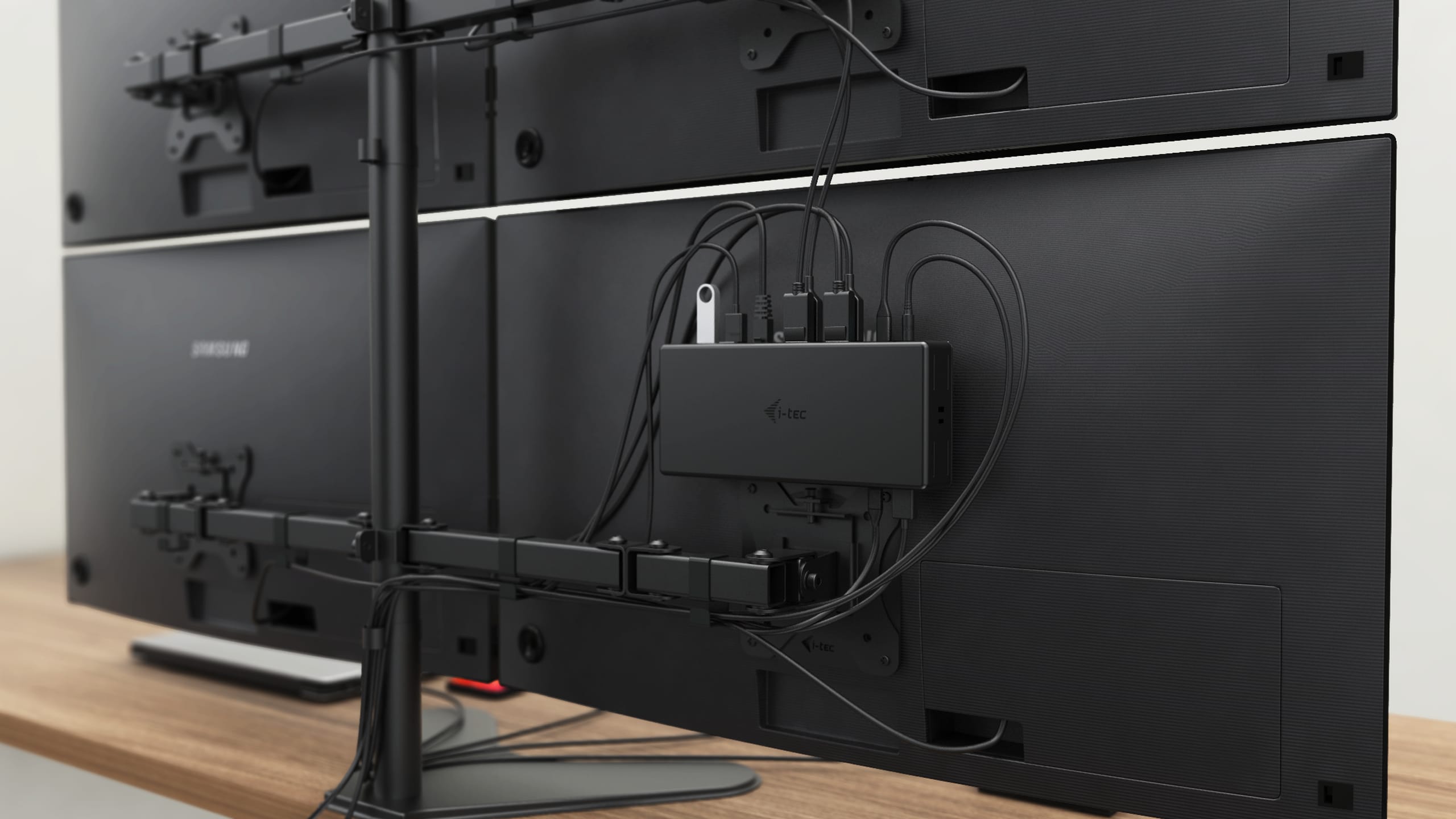 i-tec USB-C Quattro Display Docking Station with Power Delivery 85 W - Afbeelding 7