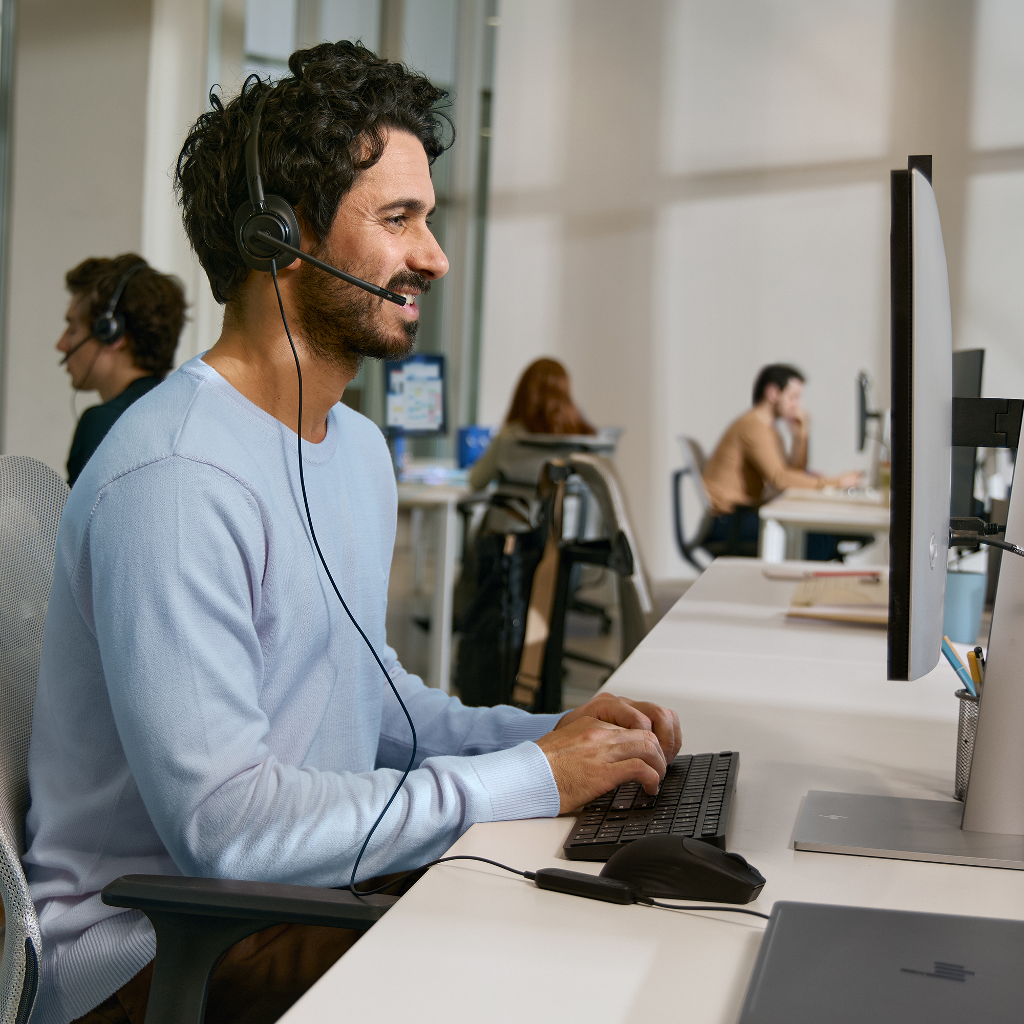 HP Poly Mission 425 Stereo USB Wired Headset (Bulk) - Afbeelding 3