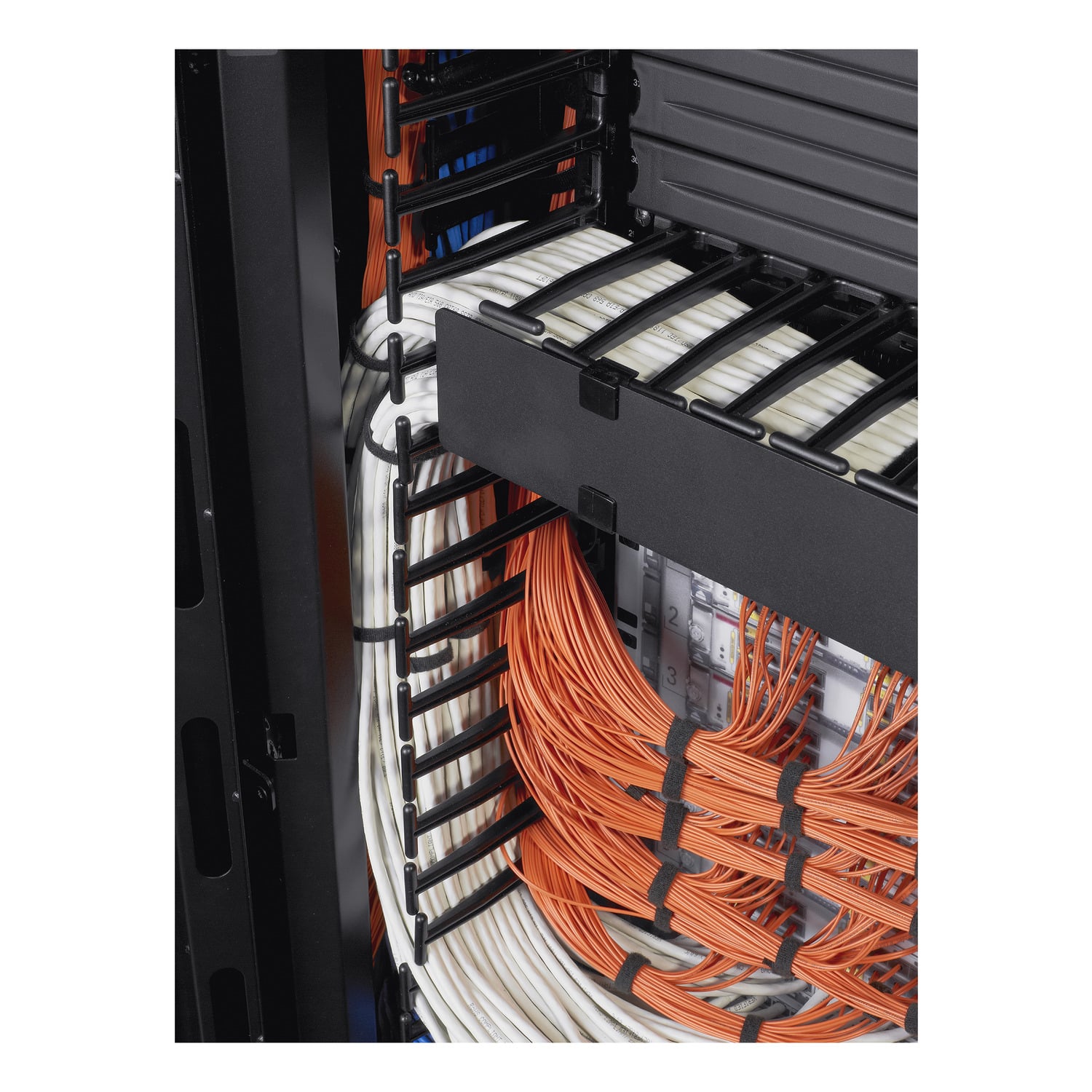 APC NetShelter SX 42U 750mm brede x 1200mm diepe netwerkbehuizing met zijden, zwart - Afbeelding 8