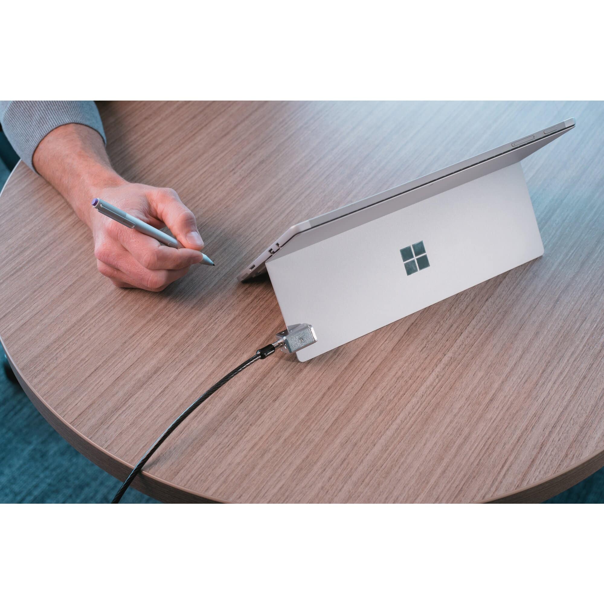 Kensington Kabelslot met sleutel voor Surface Pro en Surface Go - Afbeelding 6
