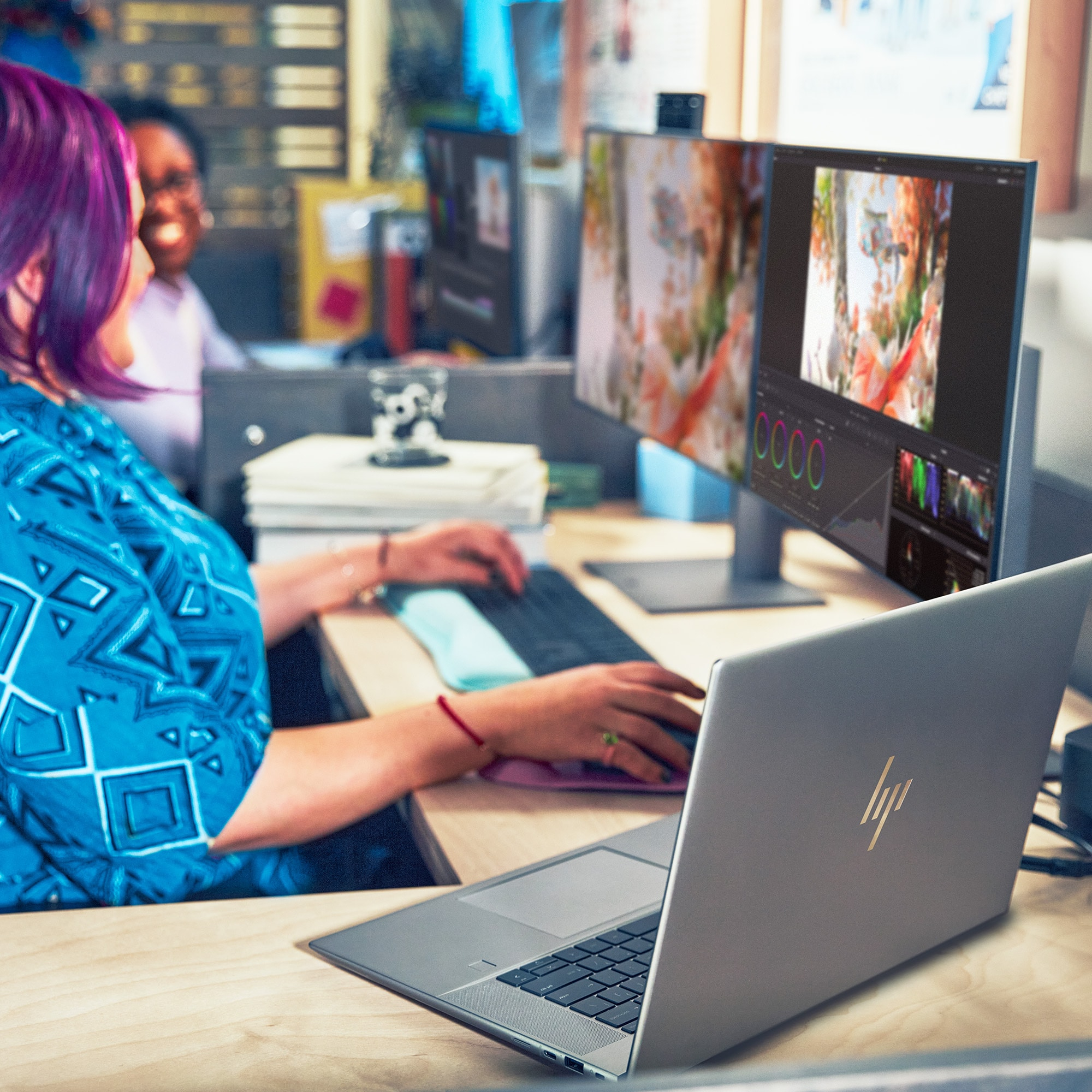 HP ZBook Studio 16 G10 Intel® Core™ i7 i7-13700H Mobiel werkstation 40,6 cm (16") WUXGA 32 GB DDR5-SDRAM 1 TB SSD NVIDIA RTX 2000 Ada Wi-Fi 6E (802.11ax) Windows 11 Pro Zilver - Afbeelding 8