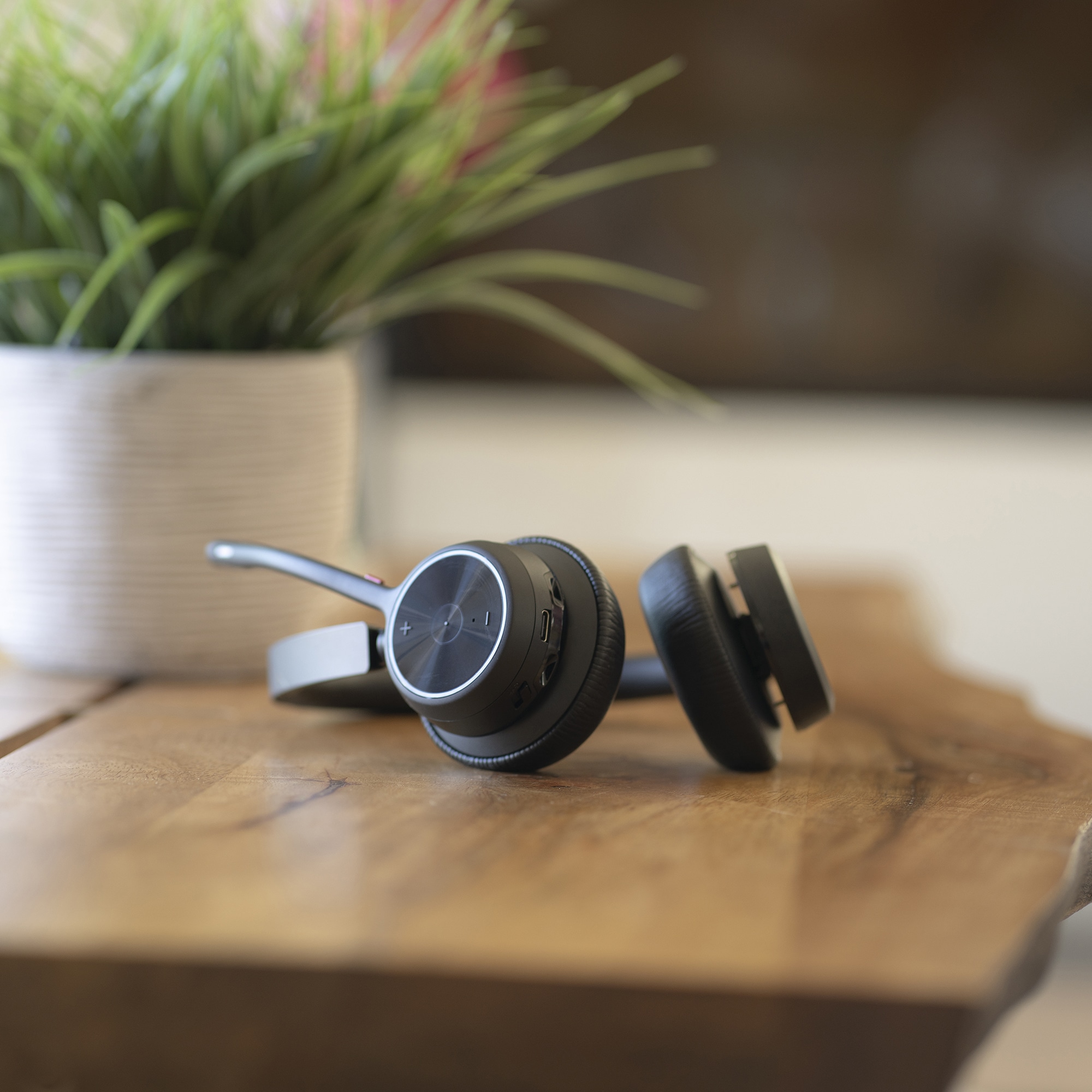 HP Poly Voyager 4320 USB-C Headset + BT700 dongle - Afbeelding 6