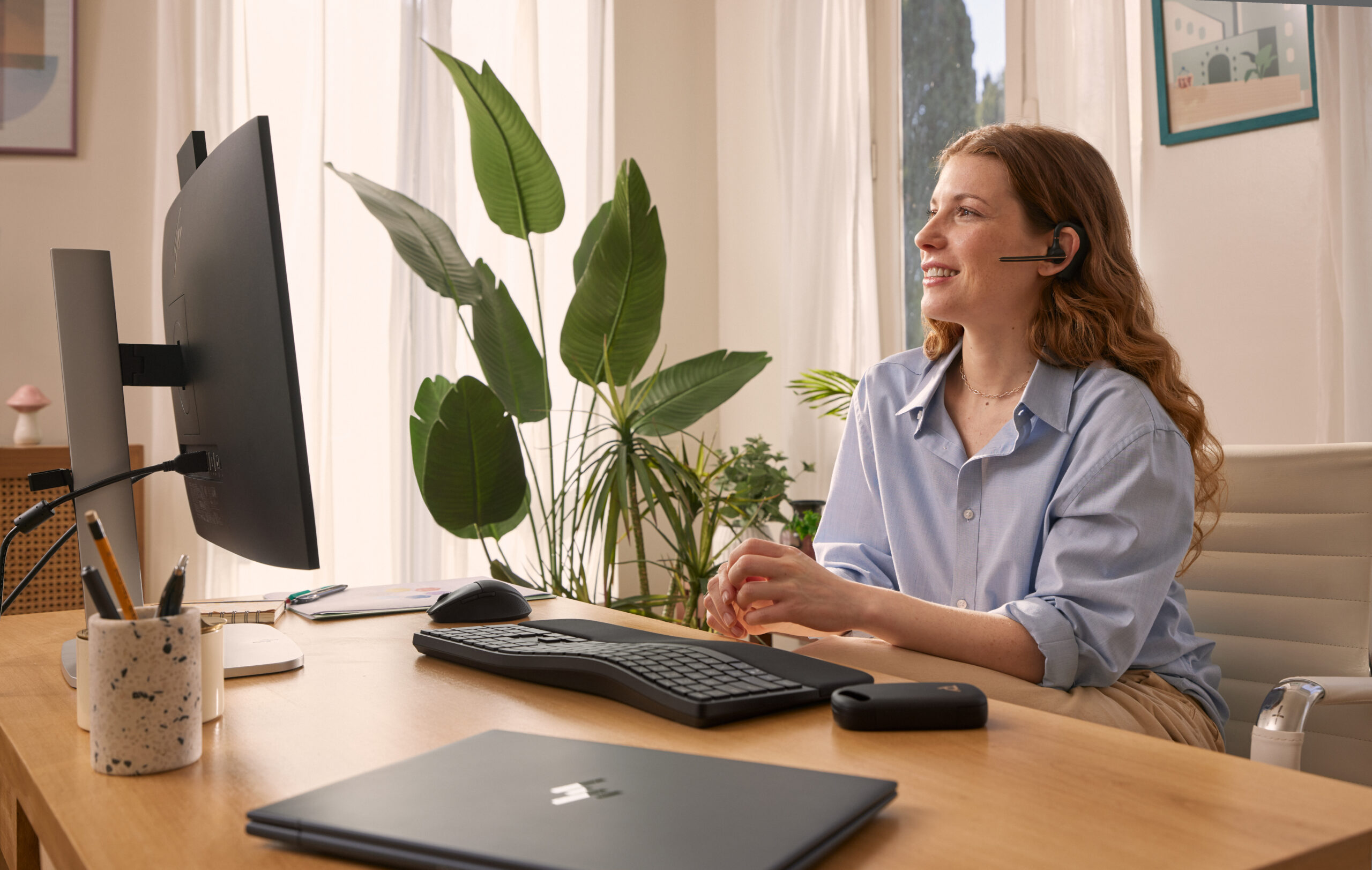 HP Poly Voyager Office Base-M for 4300/Legend 50/Focus 2