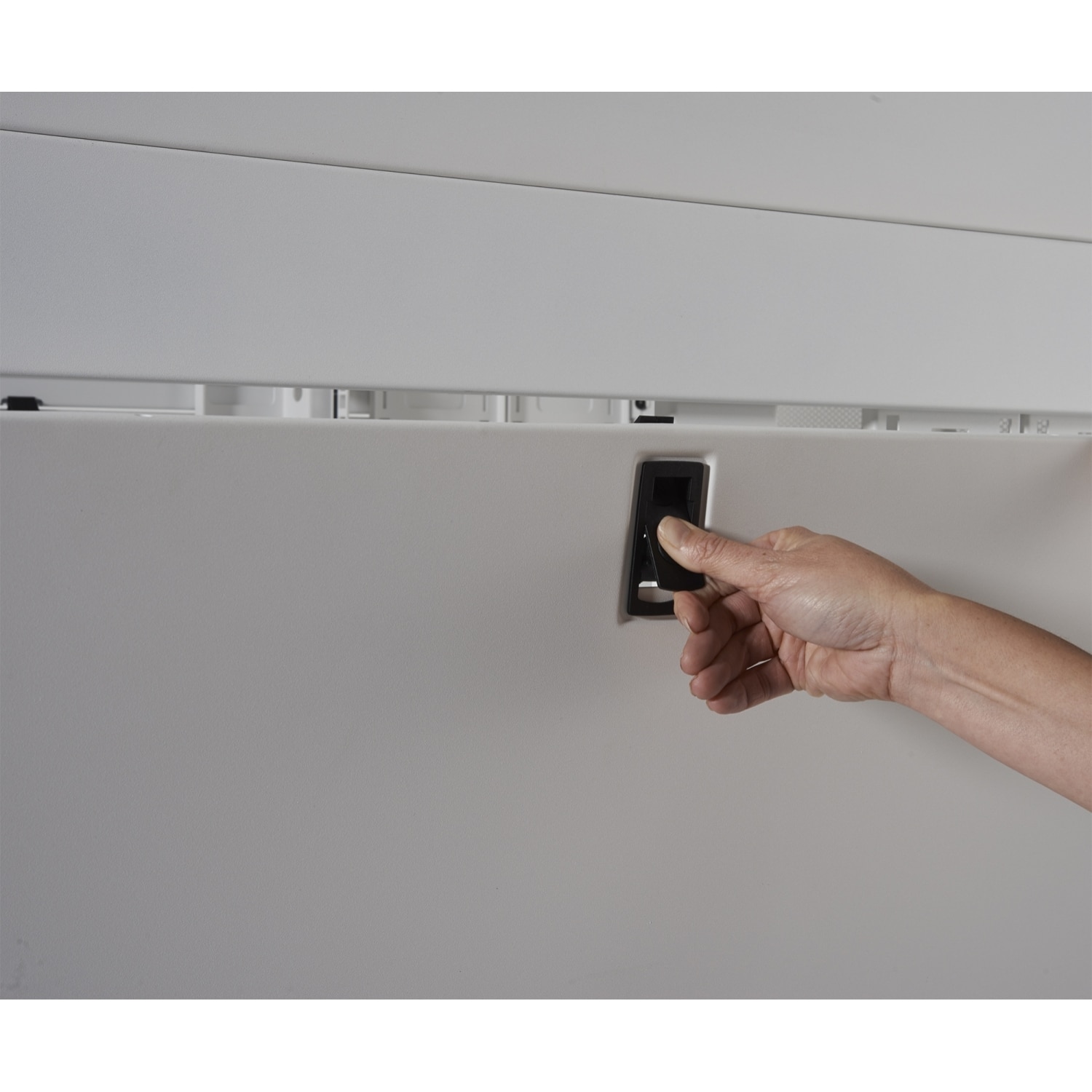 APC NetShelter SX 45U 600 mm breed x 1200 mm diep Behuizing met zijpanelen - wit