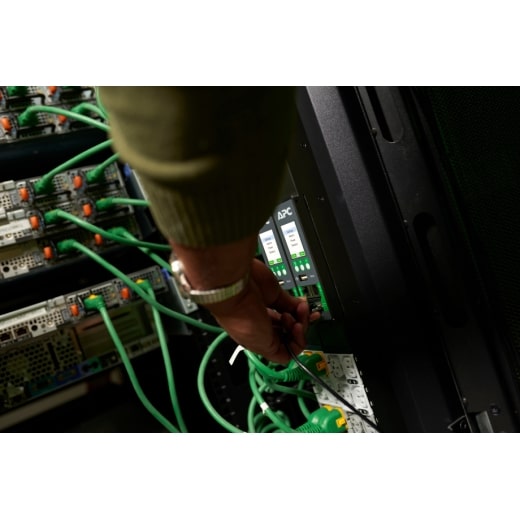 APC APDU10350SM - Switched & Metered-by-Outlet, 0U, 32A, 400V, (24x) C13/15 + (24x) C13/15/19/21, IEC60309 32A 3Fase stekker - Afbeelding 4