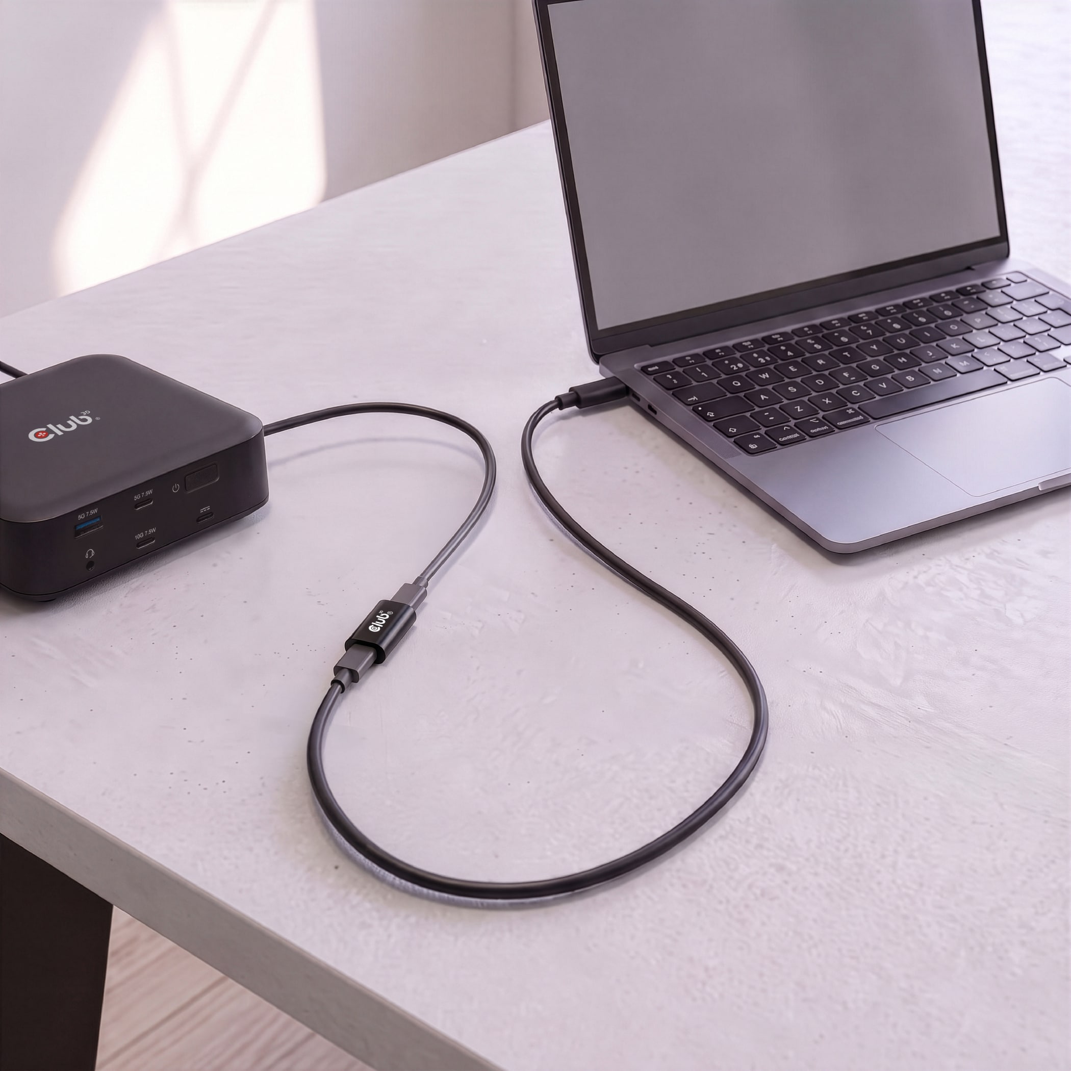 CLUB3D USB-C-vrouwelijke adapter 40G 240 W 8K 60 Hz - Afbeelding 8